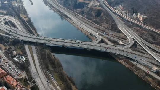 Oprava Barrandovského mostu se výrazně prodraží. Bude stát přes miliardu korun