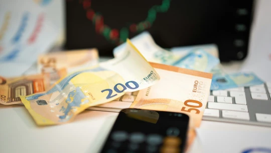 Evropská centrální banka snížila základní úroky o&nbsp;čtvrt bodu. Chce podpořit růst v&nbsp;eurozóně