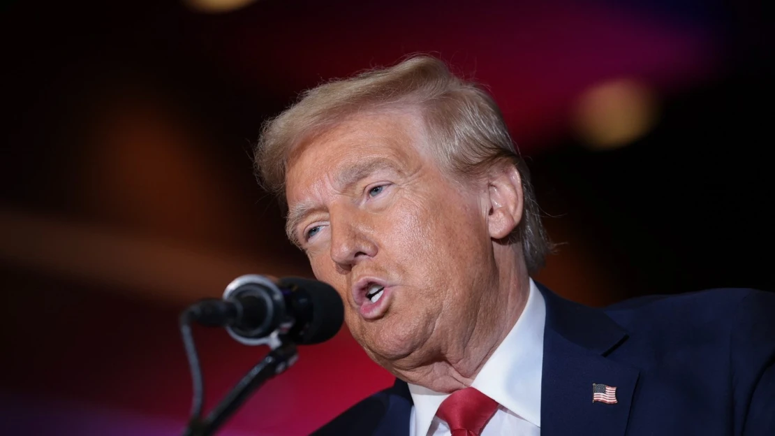 Jen dvě pohlaví i odchod od klimatické dohody a&nbsp;WHO. Jaké výnosy už Trump podepsal?
