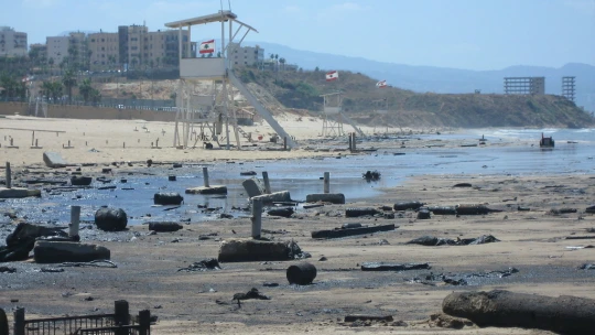 Ropa zdražuje. Reaguje na Blízký východ a porušení klidu zbraní