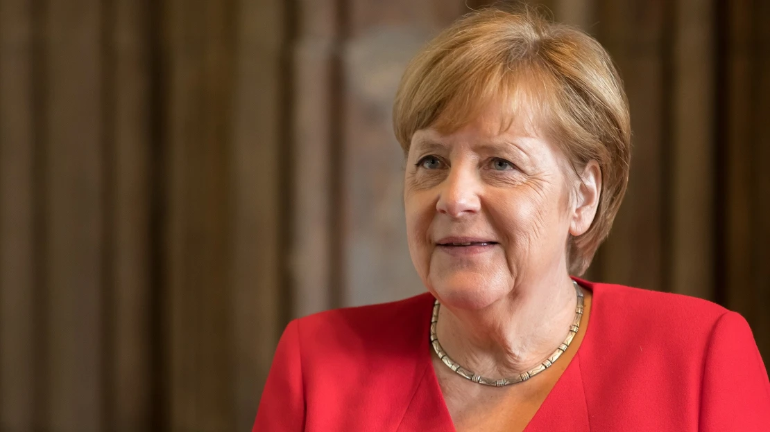 Detailně a&nbsp;nekriticky. Angela Merkel ve své knize nahlíží na roky ve vysoké politice