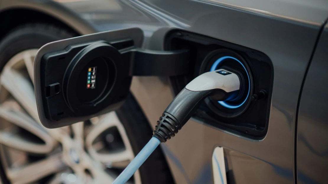 BYD prodala v&nbsp;Evropě víc elektromobilů než Tesla. Nejprodávanější je Škoda Elroq