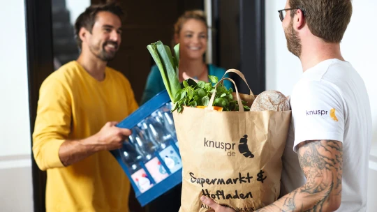 Rohlík potvrzuje pozici lídra českého online retailu. Tržby mu meziročně vzrostly o&nbsp;čtvrtinu