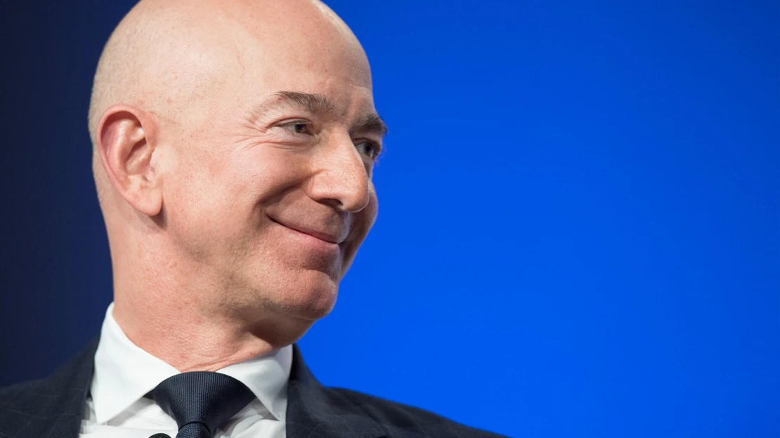 Výprodej pokračuje. Bezos se zbavil akcií Amazonu za téměř 737 milionů dolarů