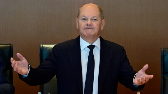 Scholz vyzval Evropskou komisi k&nbsp;podpoře evropského autolandu. Žádá i&nbsp;dohodu s&nbsp;Čínou