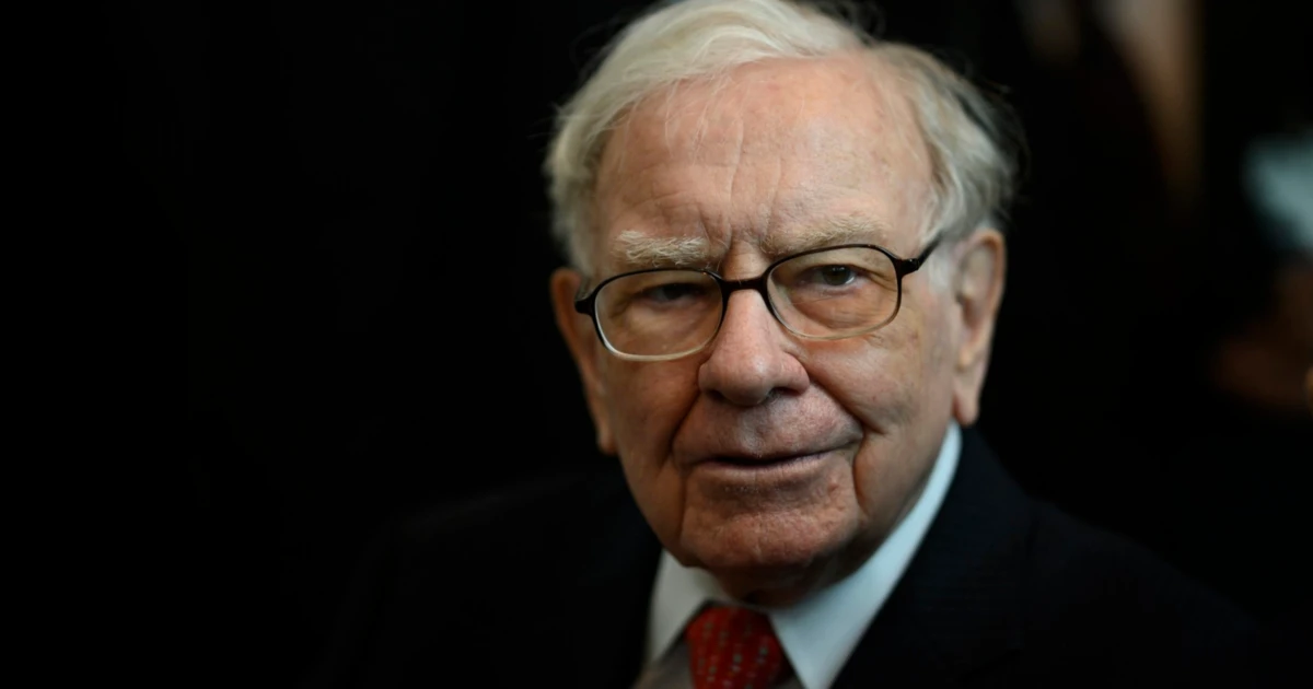 Buffettově Berkshire klesl zisk o čtyři procenta, výsledek poznamenal pokles v pojišťovnictví
