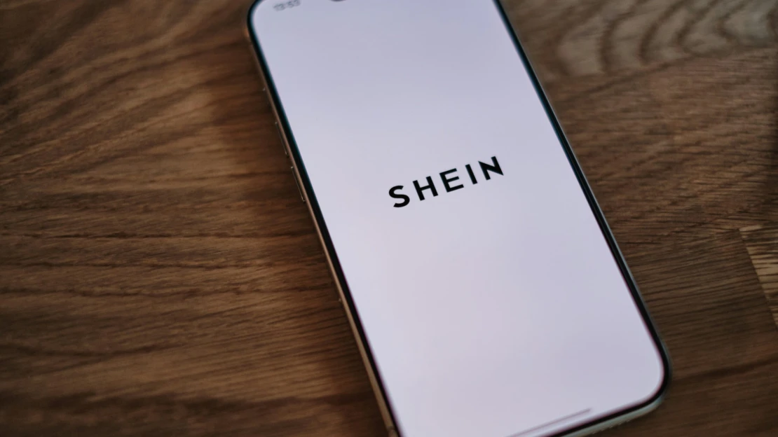 Shein mění plány. Místo londýnské burzy usiluje o&nbsp;IPO v&nbsp;Hongkongu
