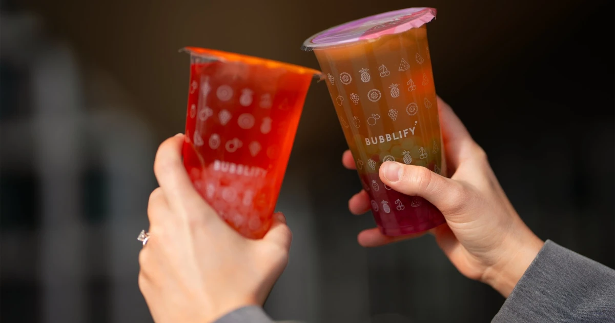 Místo piva nebo kávy čaj s tapiokovými kuličkami? Obliba bubble tea v ...