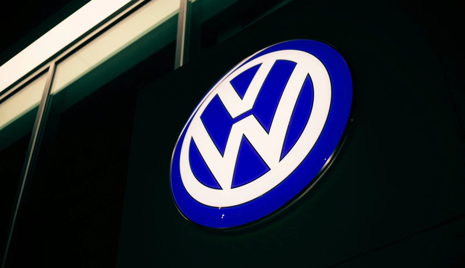 Do stávky v německých závodech Volkswagenu se zapojily desítky tisíc zaměstnanců