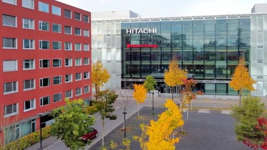 Hitachi Energy investuje do závodu v&nbsp;Brně přes miliardu. Vznikne až 200 nových míst