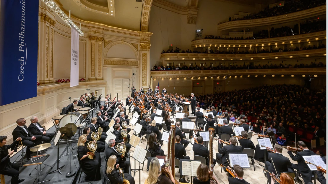 Jako být v&nbsp;olympijském finále. Česká filharmonie oslňuje Carnegie Hall