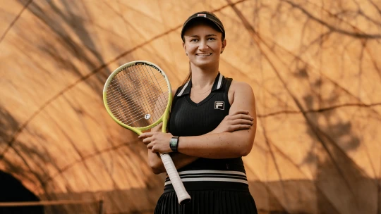 Tenistka Barbora Krejčíková je novou ambasadorkou švýcarské značky hodinek Rado