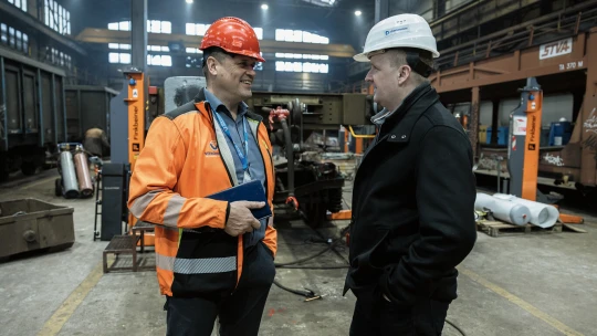 Strnadův holding CE Industries nepřestává růst. Firma překonala milník