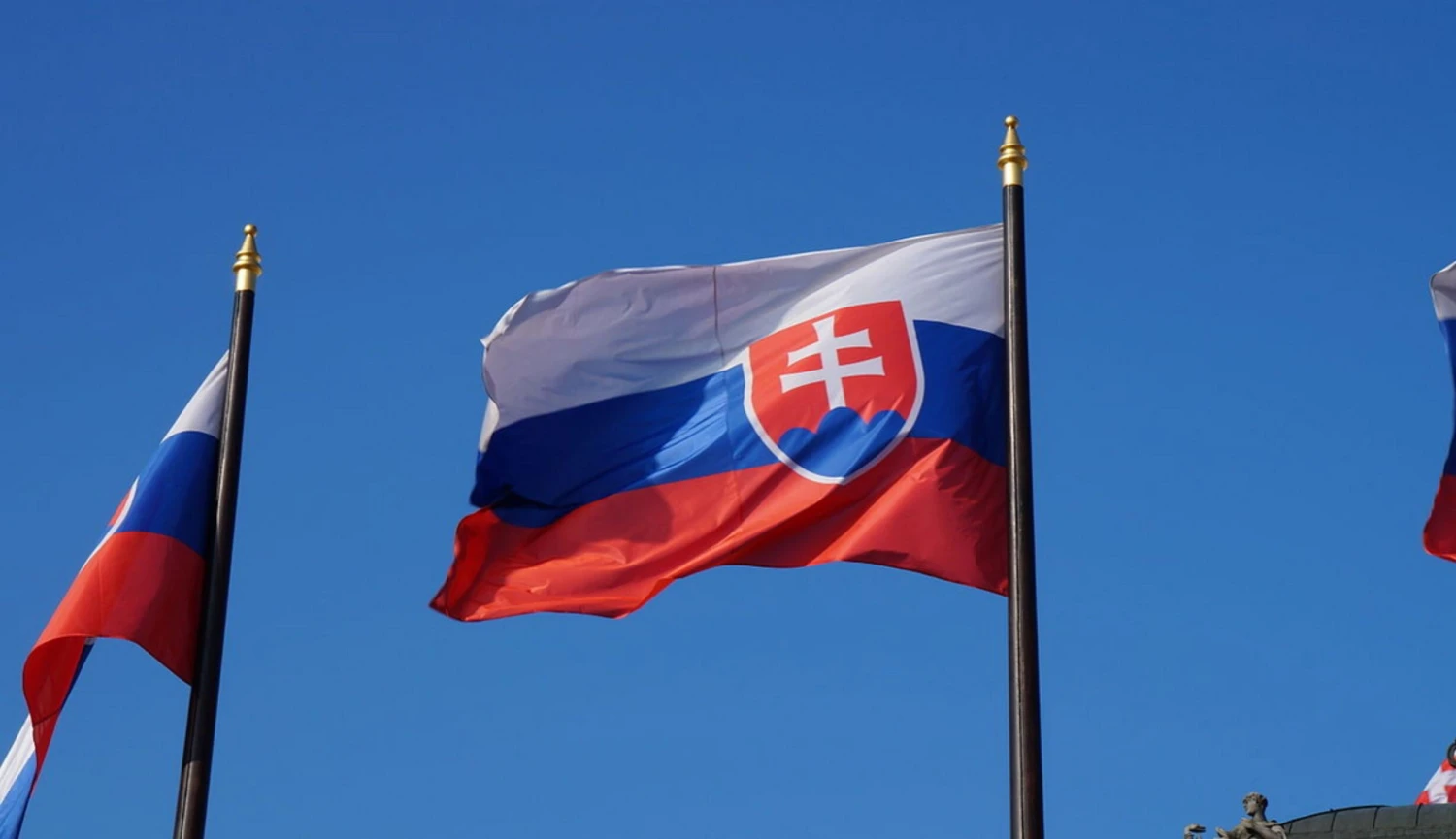 Ukrajina na dvě hodiny uzavřela hranici se Slovenskem. Důvodem byly ruské vzdušné údery