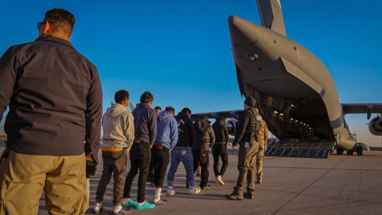 Deportace otevírají v Latinské Americe dveře Číně. Ale Američanům dávají smysl, říká expert