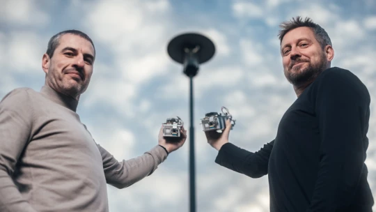 Senzor, který spočítá neukázněné řidiče. Startup z&nbsp;Brna s&nbsp;ním chce prorazit i&nbsp;v&nbsp;USA