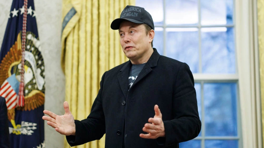 Svatá pětice. Tito lidé by dokázali řídit Teslu lépe než Elon Musk