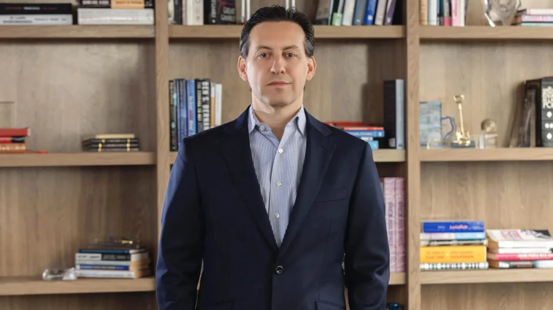 Texaský miliardář z chatrče radí: Mějte strach, že skončíte na mizině