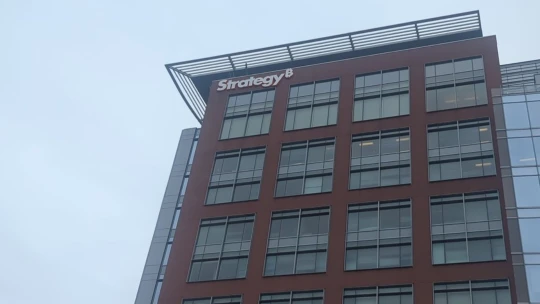 Z MicroStrategy bude jen Strategy. Bitcoinový gigant mění logo a název