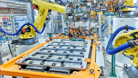 Investice za dvě miliardy eur. V Portugalsku vyroste obří továrna na baterie pro elektromobily