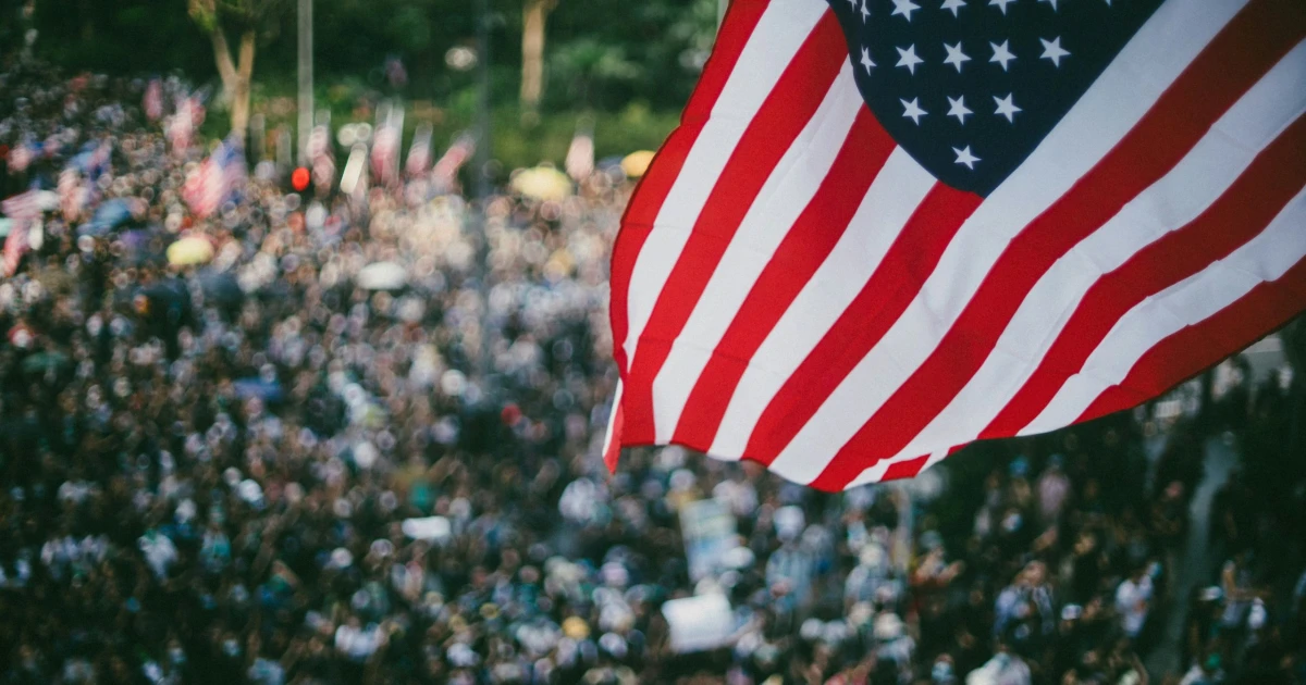 USA uvalily sankce na pět Evropanů. Důvodem je údajná cenzura amerických platforem