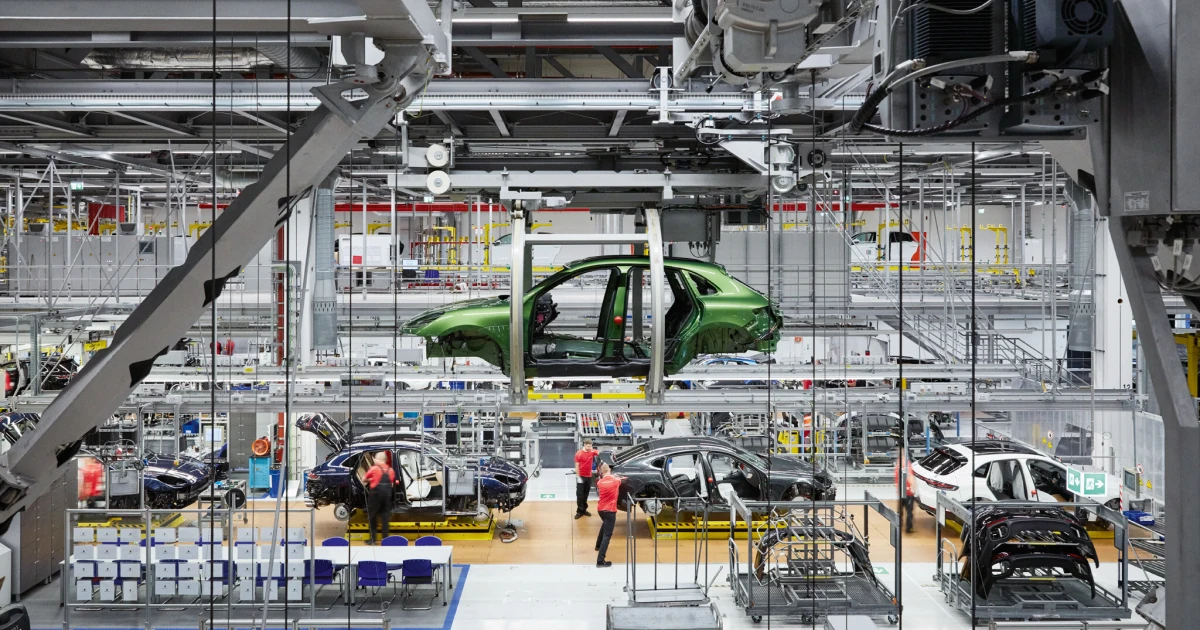 Žádné prémie v době krize. Porsche po letech nevyplatí zaměstnancům statisícové odměny