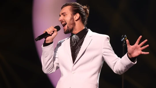 Hudba jako příběh. Nové album Adama Janoty posouvá hranice