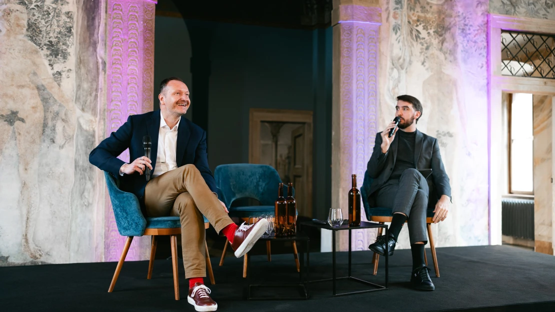 Ranní výběr: Víme, kdo v Česku určuje směr i jak se daří Oneplay