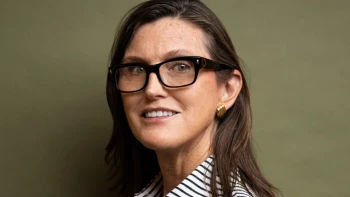 Vizionářka Cathie Wood. Povstane kontroverzní investiční ikona z popela?