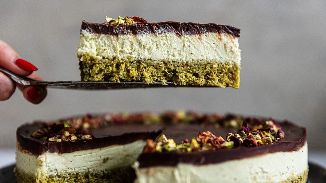 Pistáciové šílenství. Dubajská čokoláda ve formě nepečeného cheesecaku