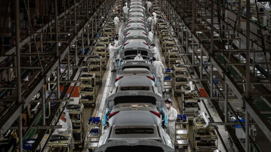 Více času pro automobilky. Evropská unie schválila změny emisních norem