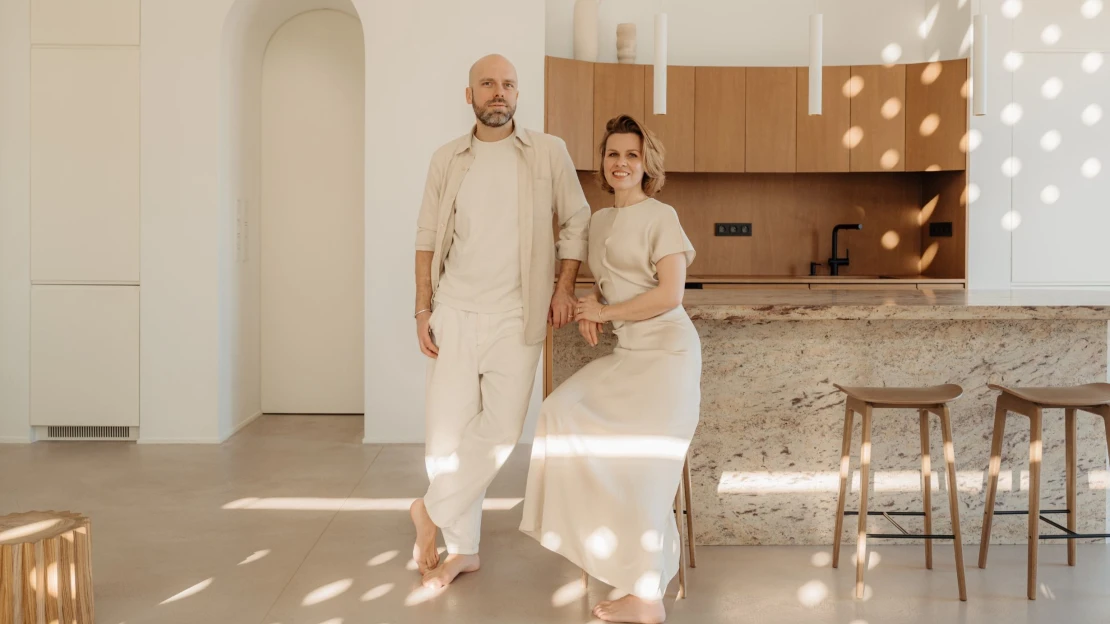 Antiteze spěchu. Na návštěvě u spisovatelky Trojak a architekta Žaloudka