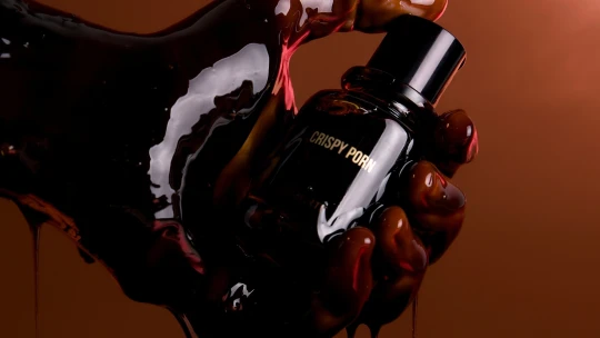 Za hranici všedních prožitků. Nový parfémový niche brand se nebojí provokovat