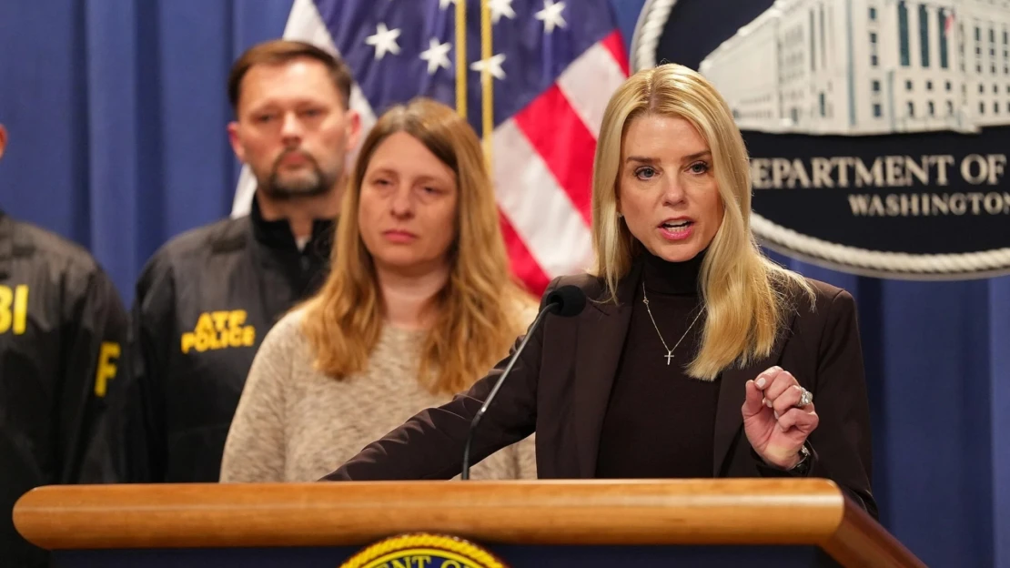 Bohatá právnička a obhájkyně Trumpa. Jak Pam Bondi přišla k&nbsp;penězům?