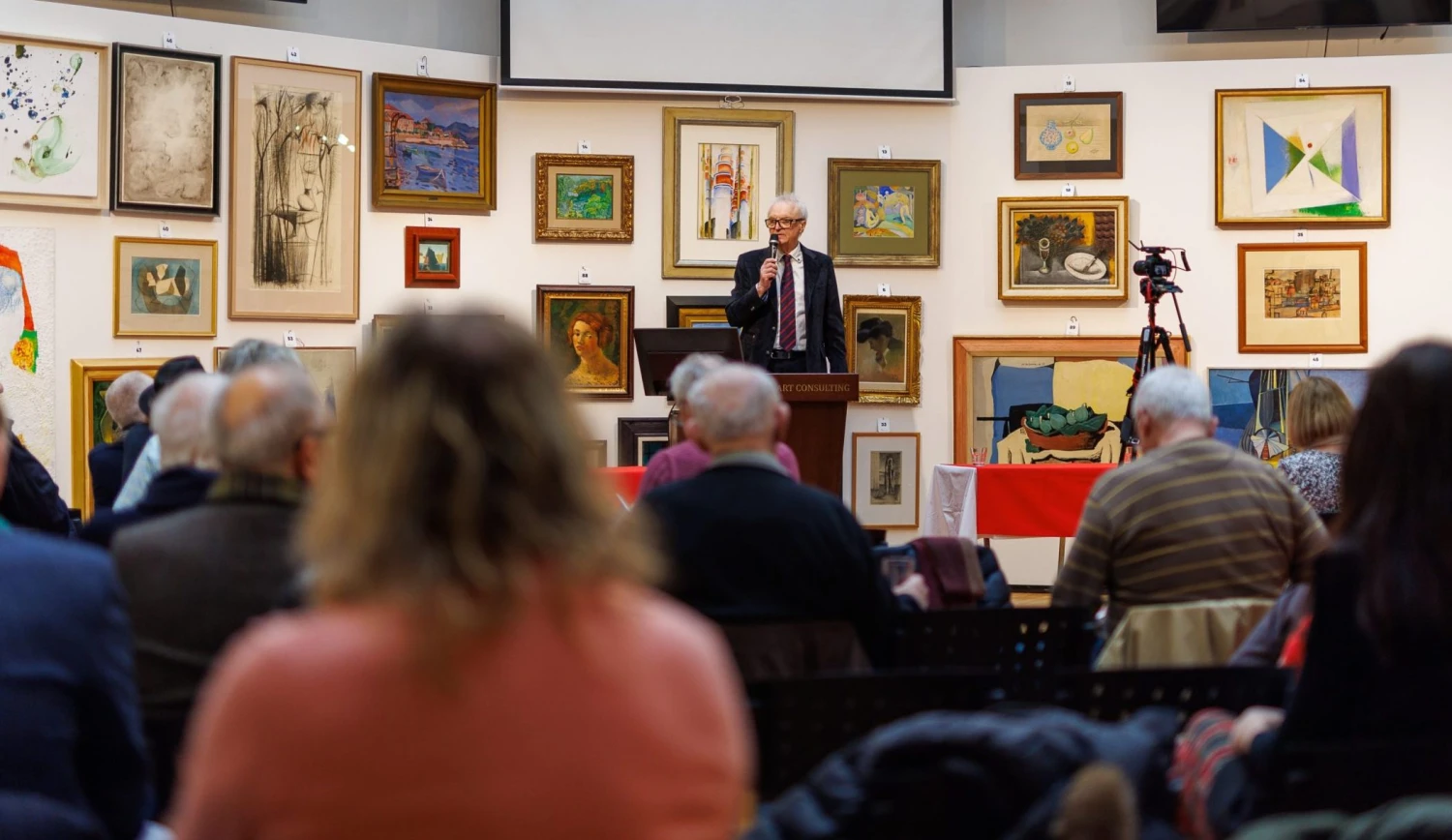 Šetřit? Ani náhodou. Češi v aukcích loni utratili přes tři miliardy korun