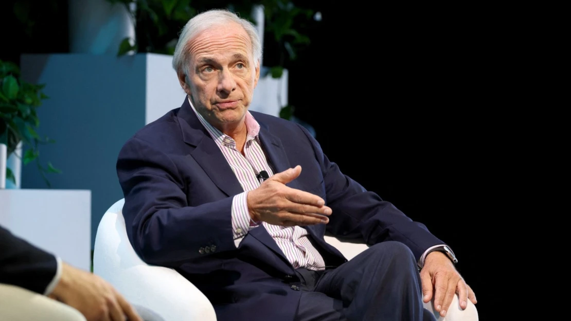 Svět stojí na prahu velkých změn, varuje slavný investor Ray Dalio