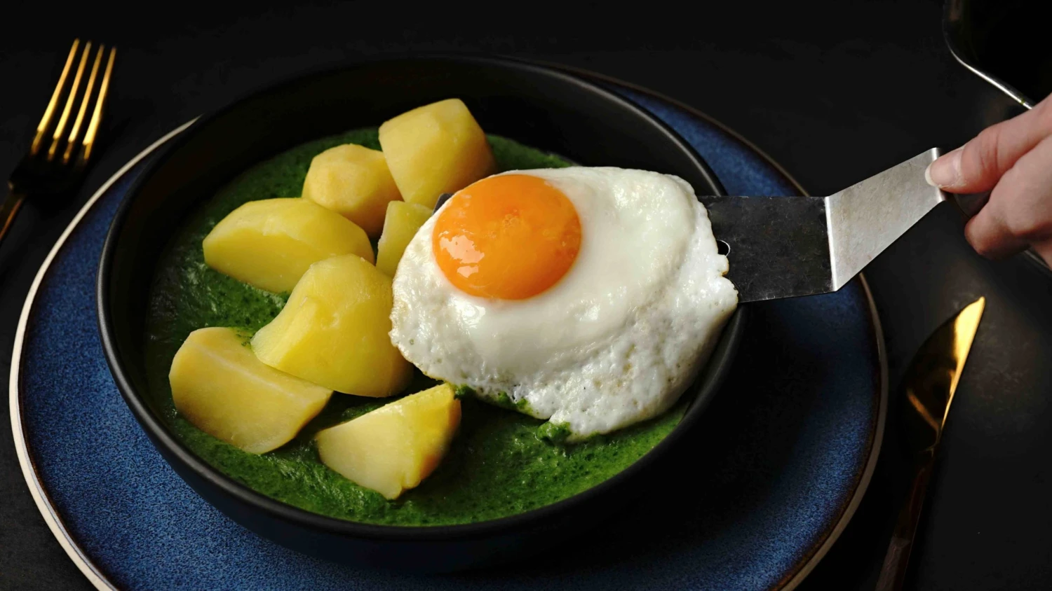 Ani polévka, ani omáčka. Špenátový prívarok jako slovenský comfort food