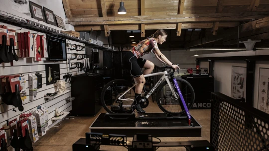 Šlápnout do pedálů. Vyzkoušeli jsme, jak vypadá profesionální bike fitting