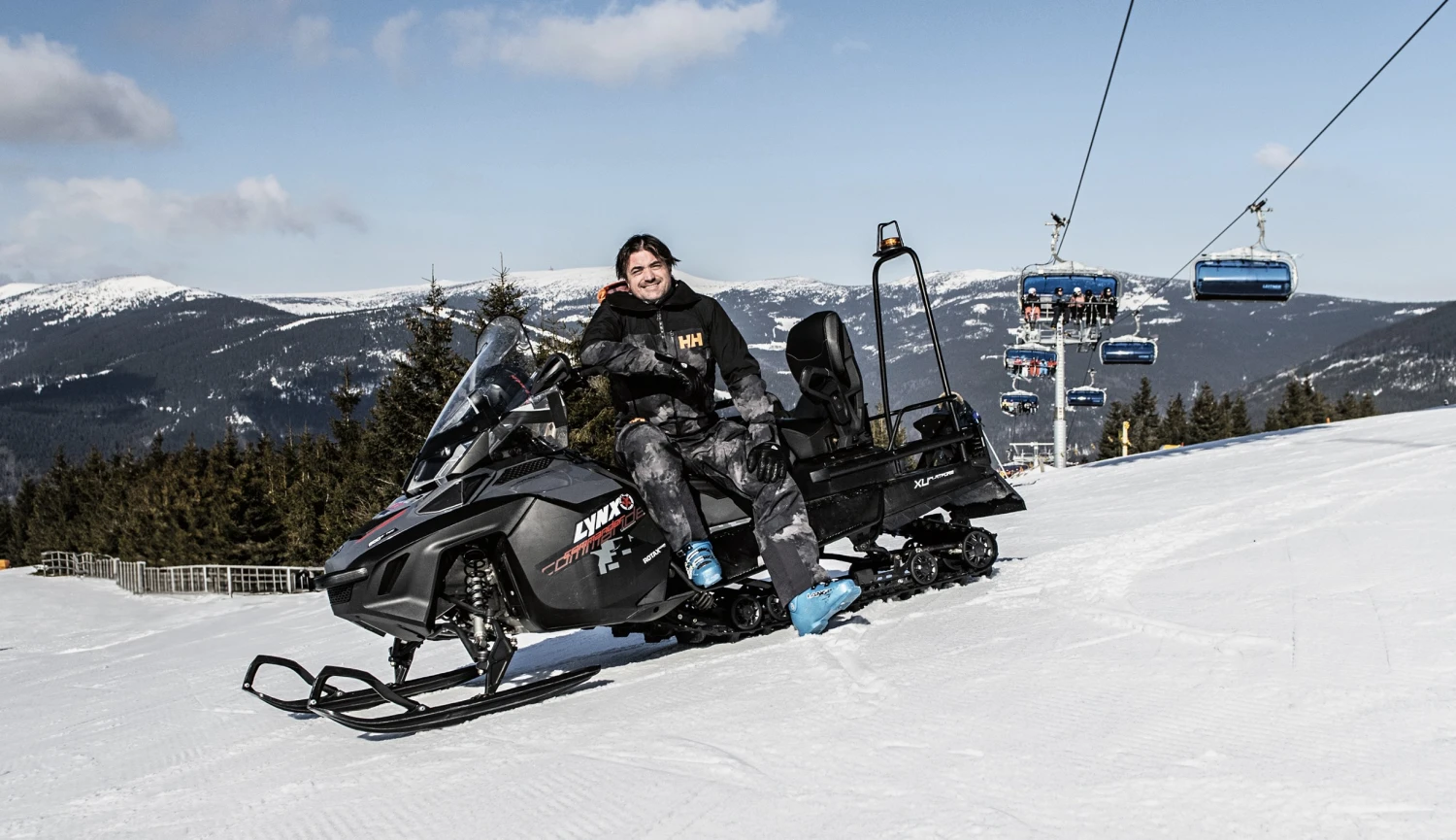 Zapomeňte na malé areály. Z lyžování se stává společenská událost, říká Rattaj