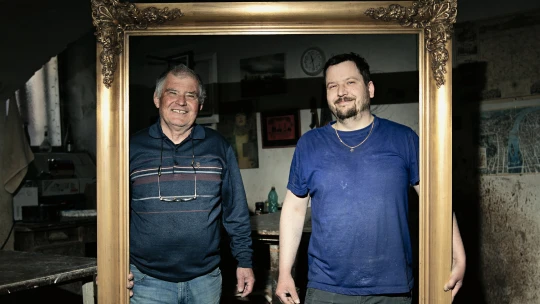 V říši za obrazem. Brůžkovi vyrábí rámy už pět generací