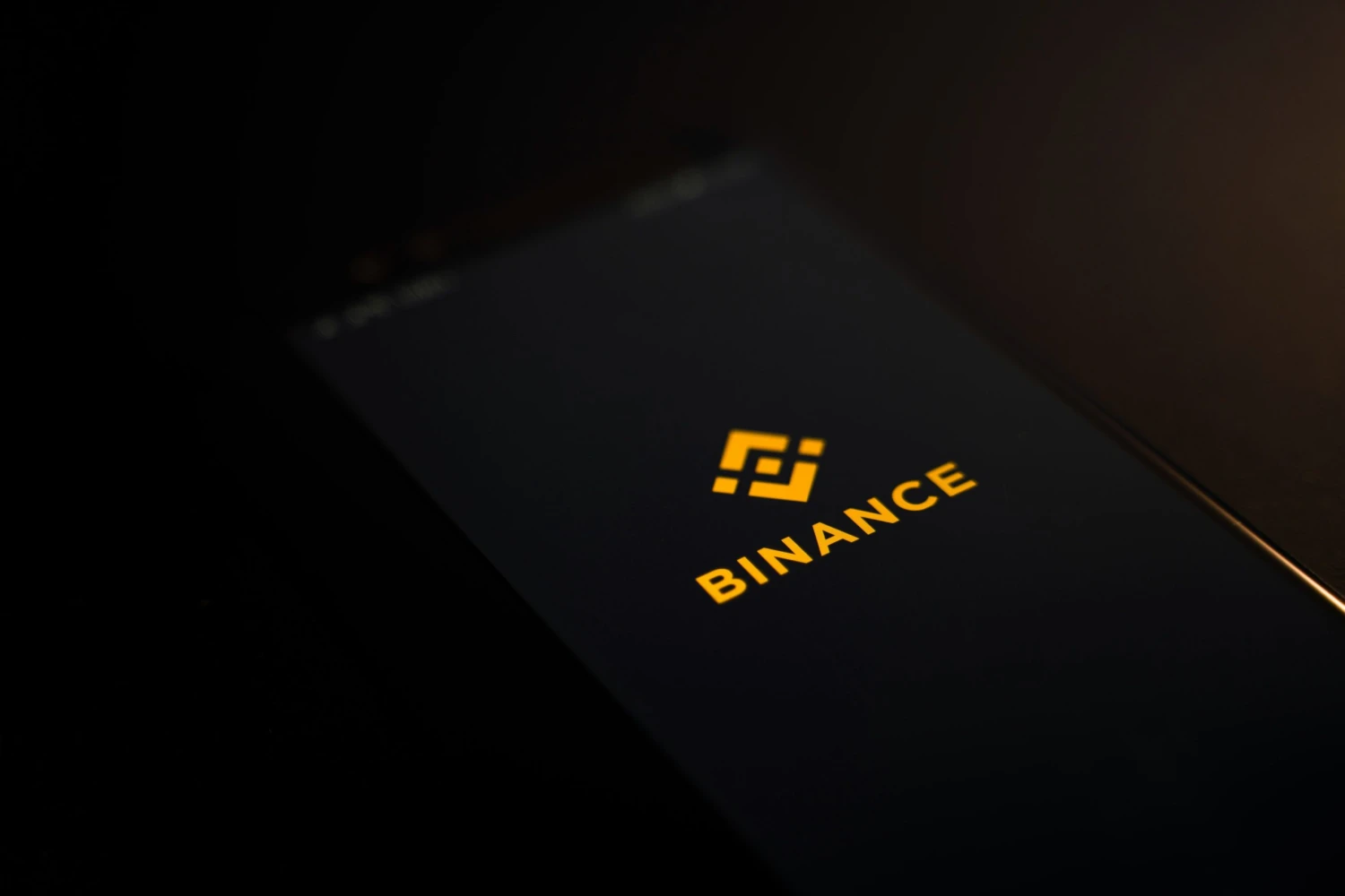 Rekordní investice pro Binance. Abú Zabí mu slíbilo dvě miliardy dolarů ze státního fondu 