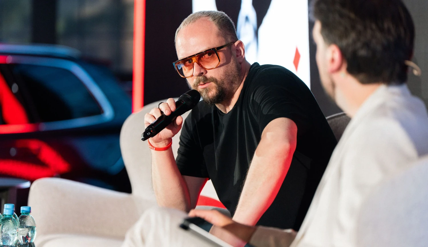 Jsem extrémně úspěšný umělec, ale u nás se to nenosí říkat nahlas, říká Pasta Oner