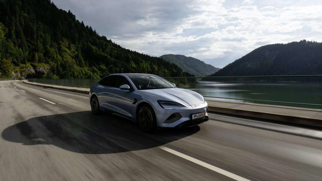Nejslabší růst za pět let. Čínský výrobce elektromobilů BYD snížil odhad celoročního prodeje