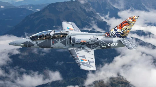 Aero Vodochody hlásí rekordní výsledky. Loňský obrat táhly letouny pro Vietnam a&nbsp;Maďarsko