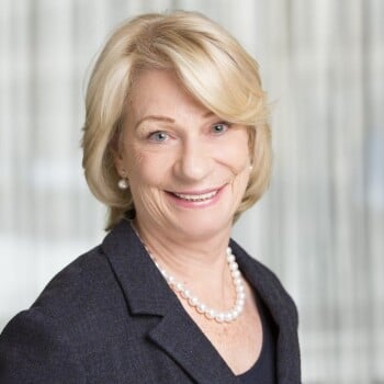 Marilyn Simons s rodinou