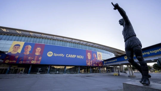 Barcelona je po&nbsp;letech trápení zpátky mezi elitou. Pomohlo jí v&nbsp;tom Spotify