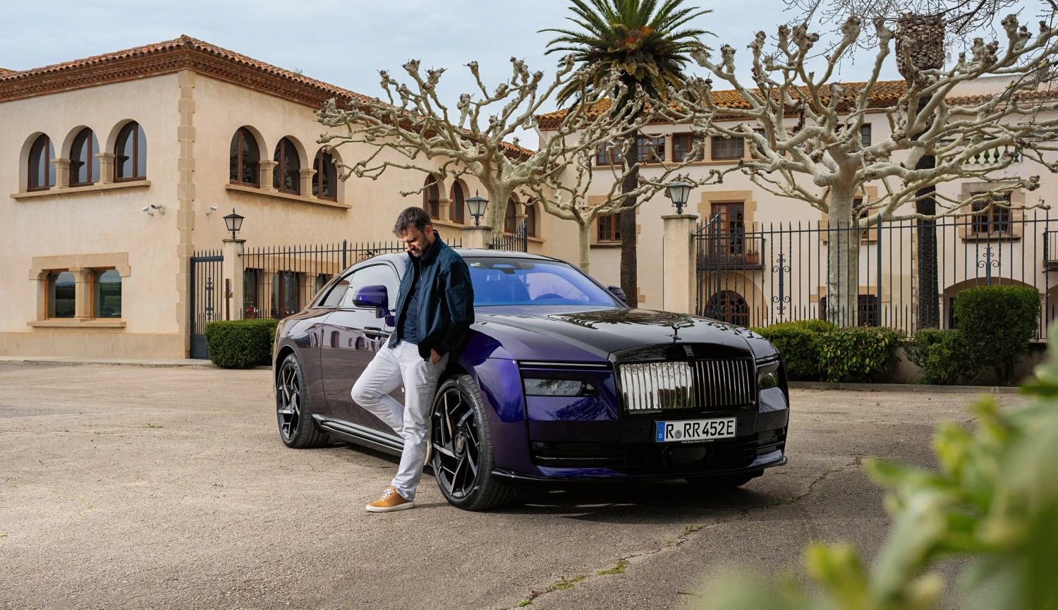 Zmáčknout nekonečno. Nejrychlejší Rolls-Royce jsme vzali i na závodní trať