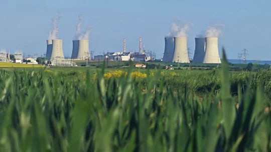 Do chaosu s Dukovany se vloží i von der Leyen. Slibuje urychlené řešení situace