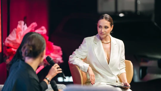 Editorial šéfredaktorky Forbes Life: Vezmeme vás tam, kam nikdo jiný nemůže