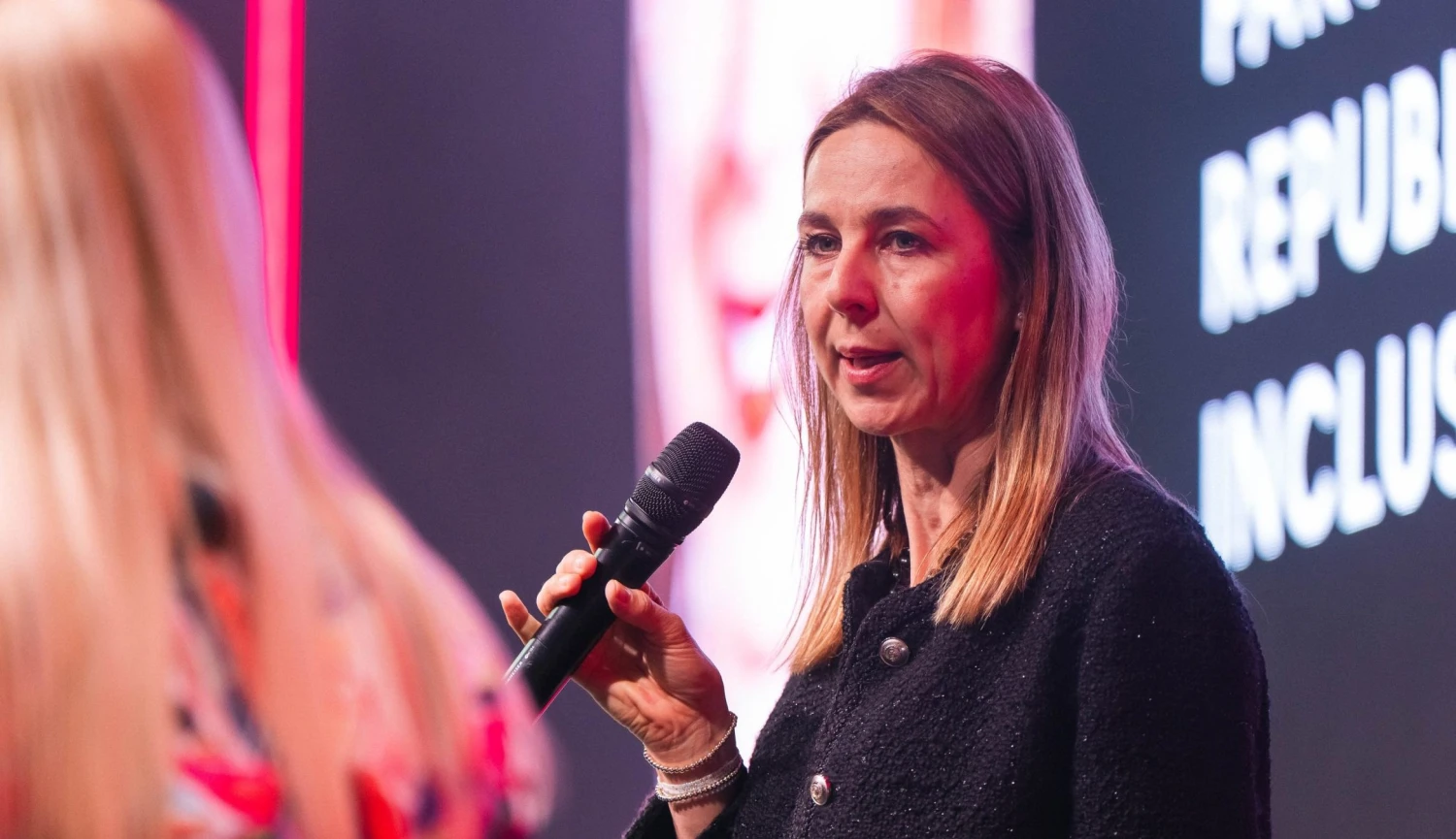 Na vyrovnání mezd mužů a žen si počkáme 46 let, upozorňuje Řehořková z PwC